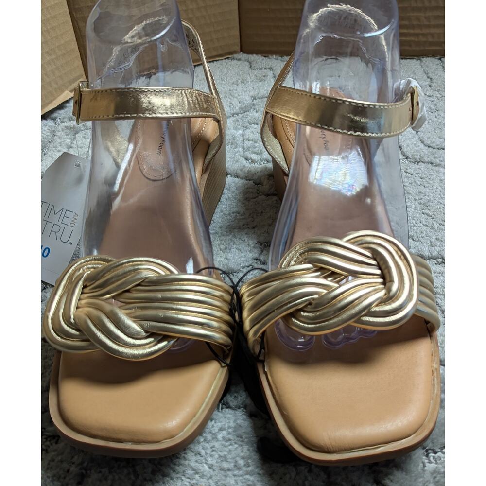 Time And Tru Gold Peep Toe Sandals WOMENS 10 NWT slingback formal wedge heels - Picture 2 of 10